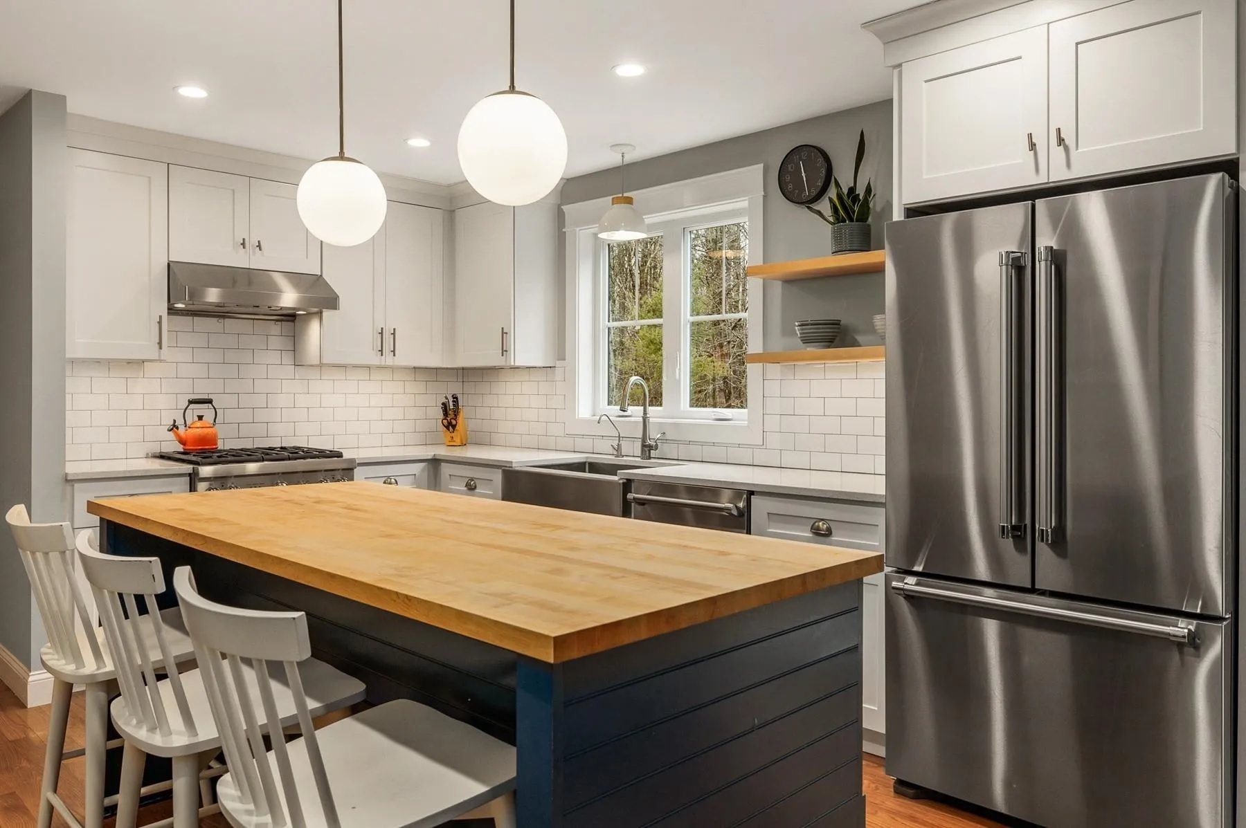 Living. Simplified. LLC portfolio image 1