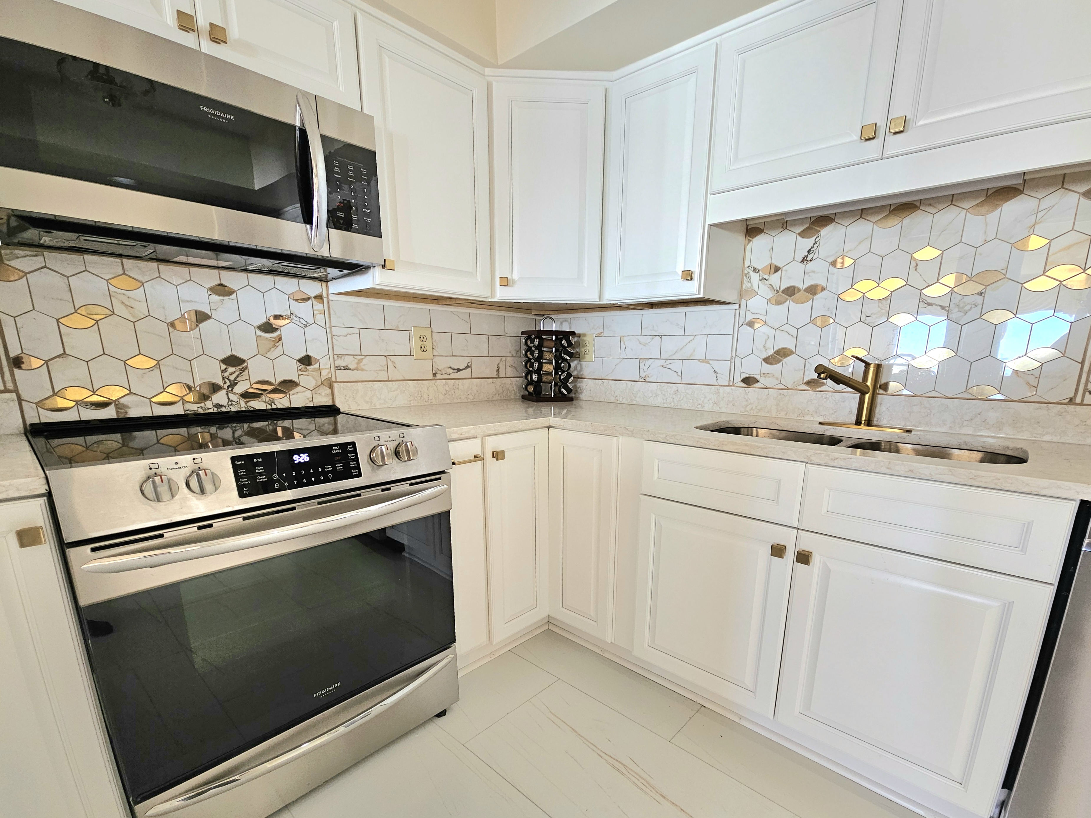 Simply Ordered Interiors portfolio image 3